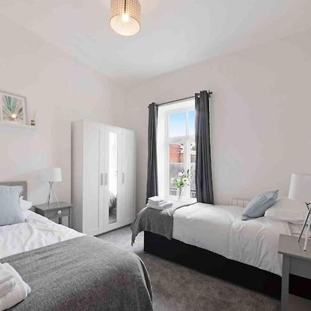 Town Center Apartment In Bishops Stortford Birchanger Exteriör bild
